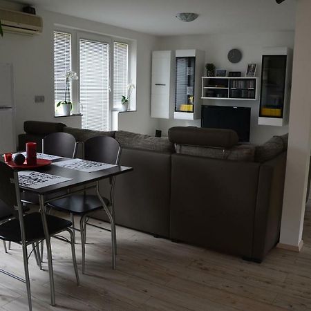 Ana'S Place ツェリェ エクステリア 写真